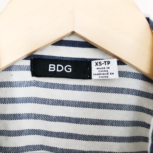 Urban Outfitters BDG Button Up Shirt - Picture 2 of 6
